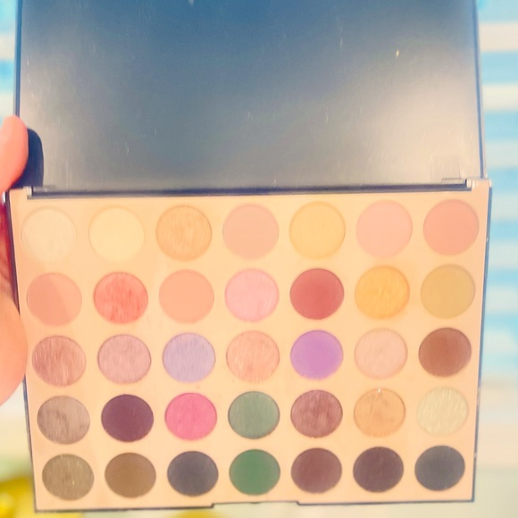 Morphe, 35 C Eyeshadow Palette, Perfect condition - Picture 2 of 5